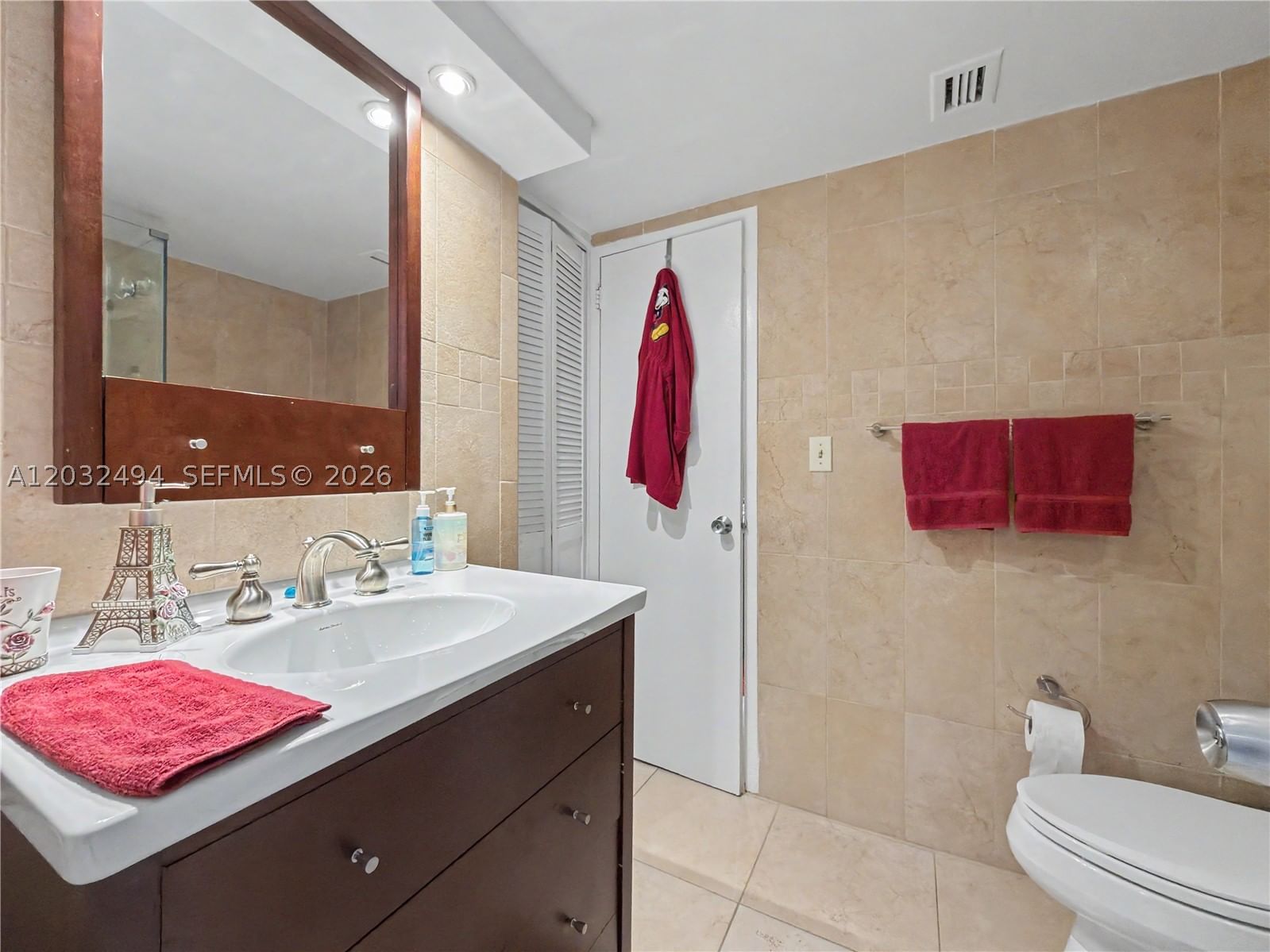 Real estate property located at 5701 Collins Ave #1711, Miami-dade, Arlen Beach Condo, Miami Beach, FL