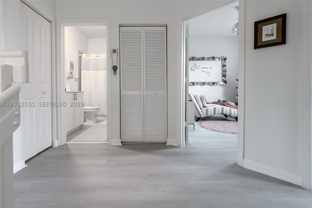 Real estate property located at 561 204th St, Miami-dade, Vista Lago, Miami Gardens, FL