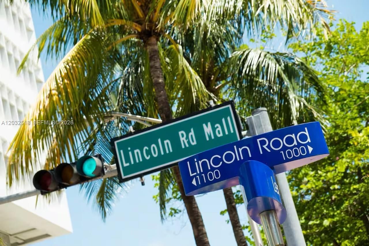 Real estate property located at 3030 Collins Ave #4E, Miami-dade, The Madison Condo, Miami Beach, FL