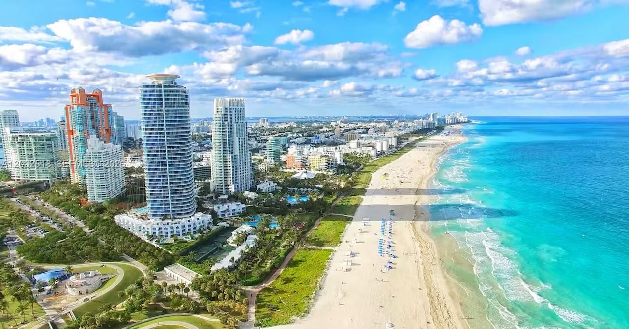 Real estate property located at 3030 Collins Ave #4E, Miami-dade, The Madison Condo, Miami Beach, FL