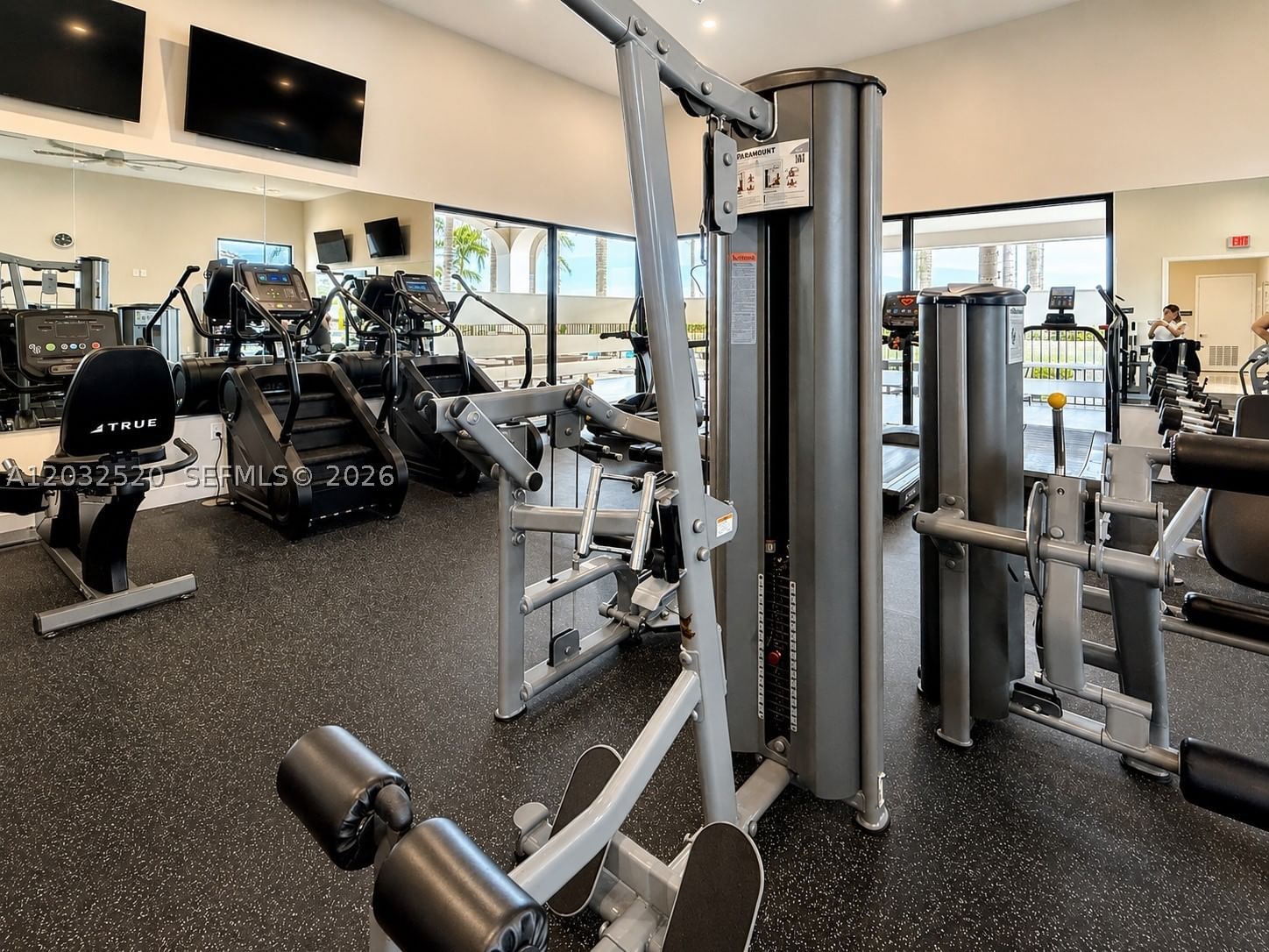 Real estate property located at 10606 32nd Ln, Miami-dade, Aquabella Section Two, Hialeah, FL