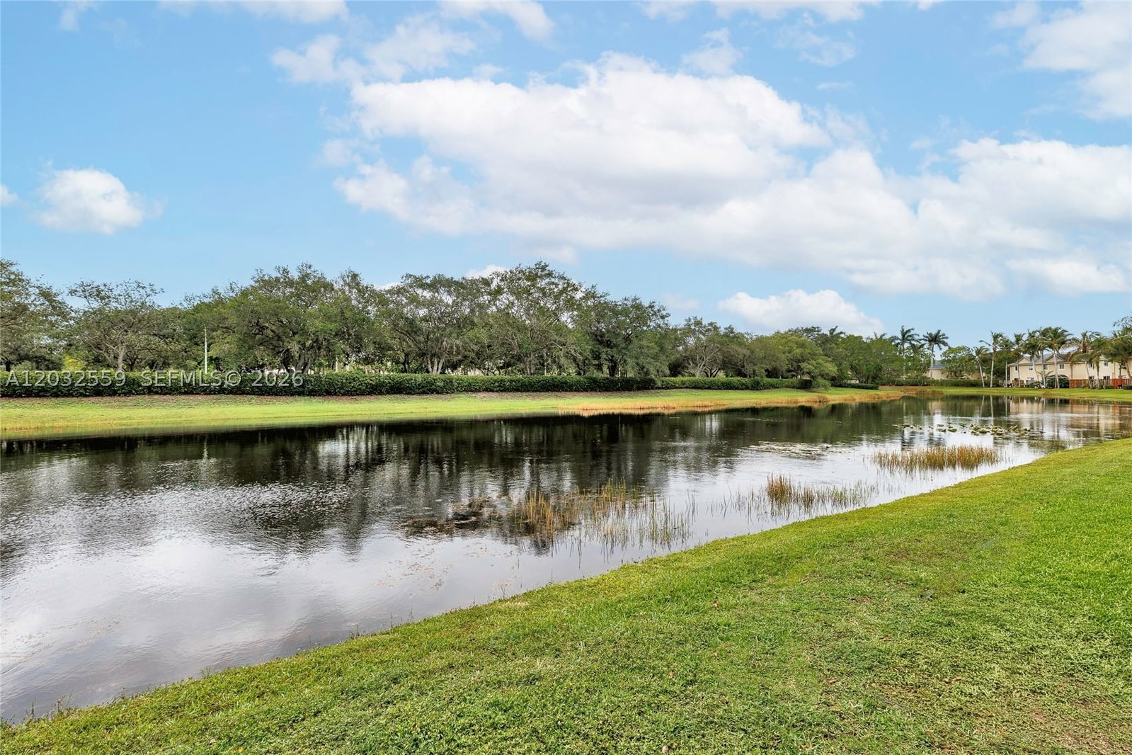 Real estate property located at 2578 Cordoba Bnd, Broward, Sector 1 Boundary Plat, Weston, FL