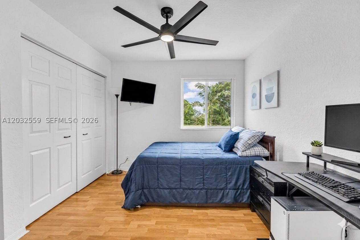 Real estate property located at 2578 Cordoba Bnd, Broward, Sector 1 Boundary Plat, Weston, FL