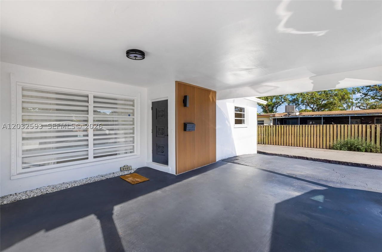 Real estate property located at 2101 56th Ave, Broward, Hollywood Hills Amen Plat, Hollywood, FL