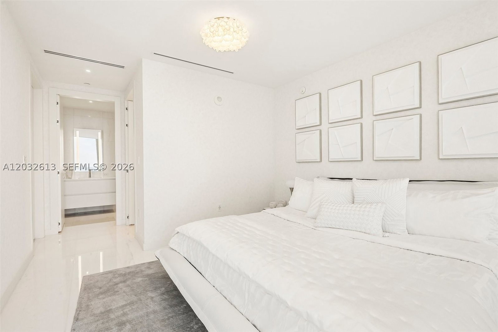 Real estate property located at 300 Biscayne Boulevard Way #3305W, Miami-dade, N/a, Miami, FL