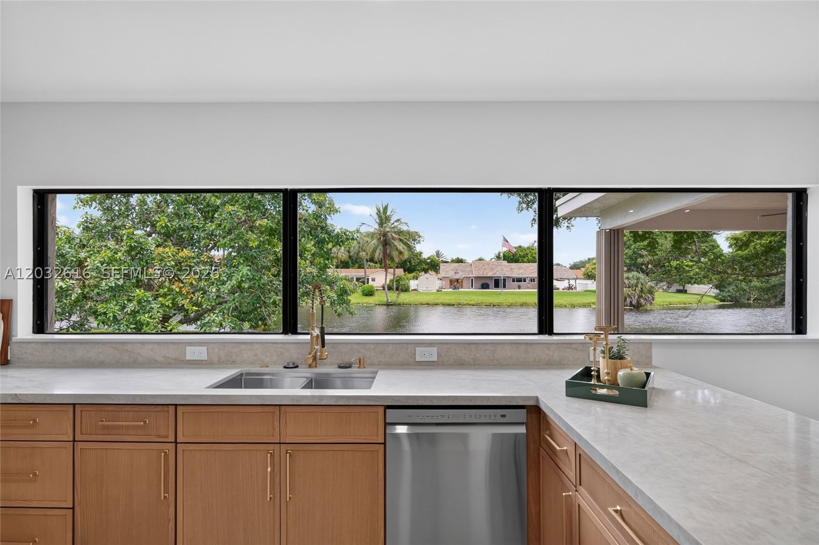 Real estate property located at 8668 50th St, Broward, Timberlake Add 3, Cooper City, FL