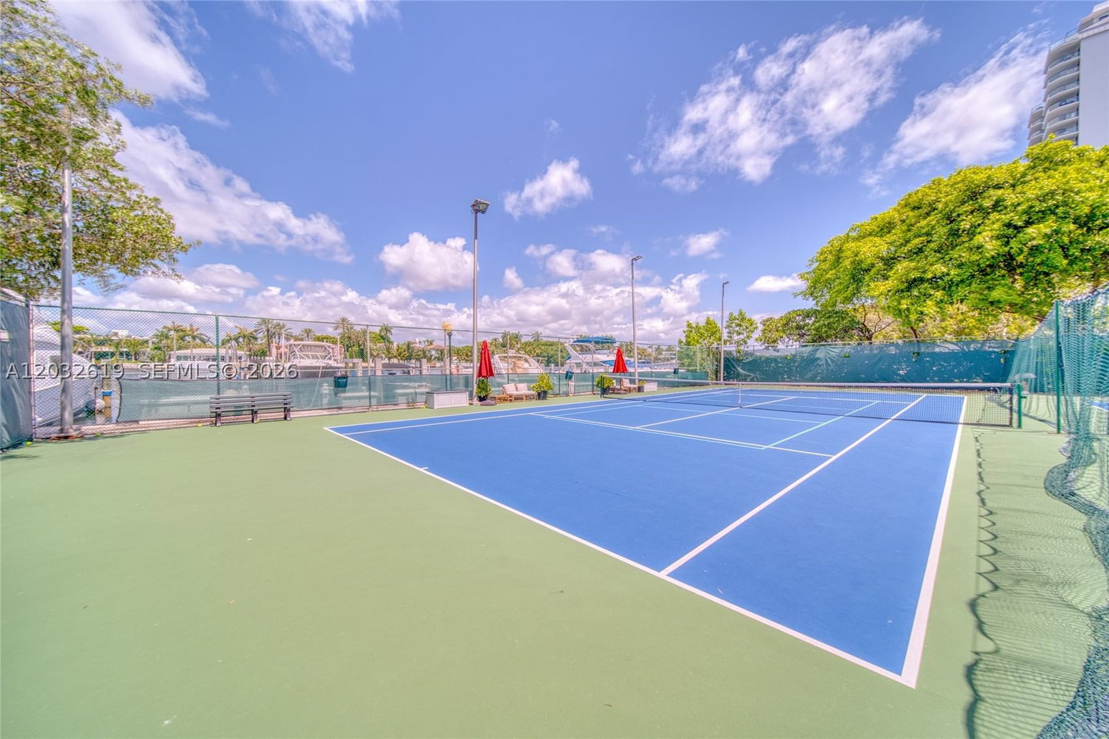 Real estate property located at 5401 Collins Ave #1135, Miami-dade, The Carriage House Condo, Miami Beach, FL