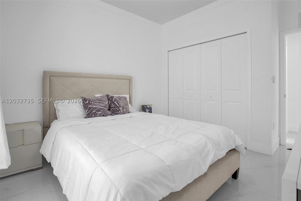 Real estate property located at 11559 84th Ter, Miami-dade, Islands At Doral Northwes, Doral, FL