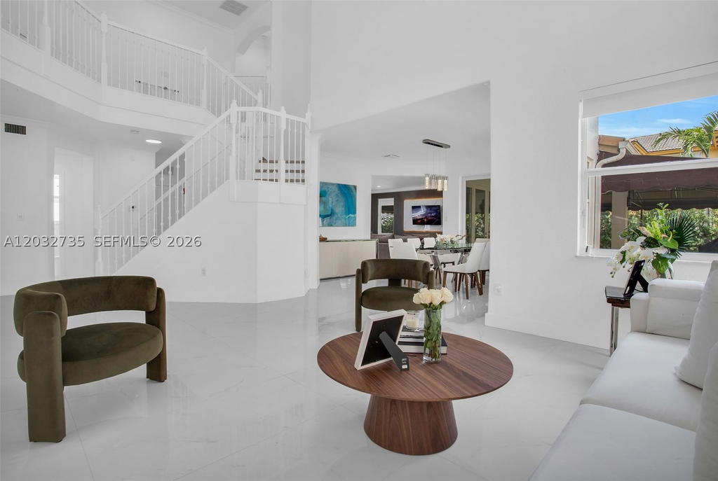 Real estate property located at 11559 84th Ter, Miami-dade, Islands At Doral Northwes, Doral, FL