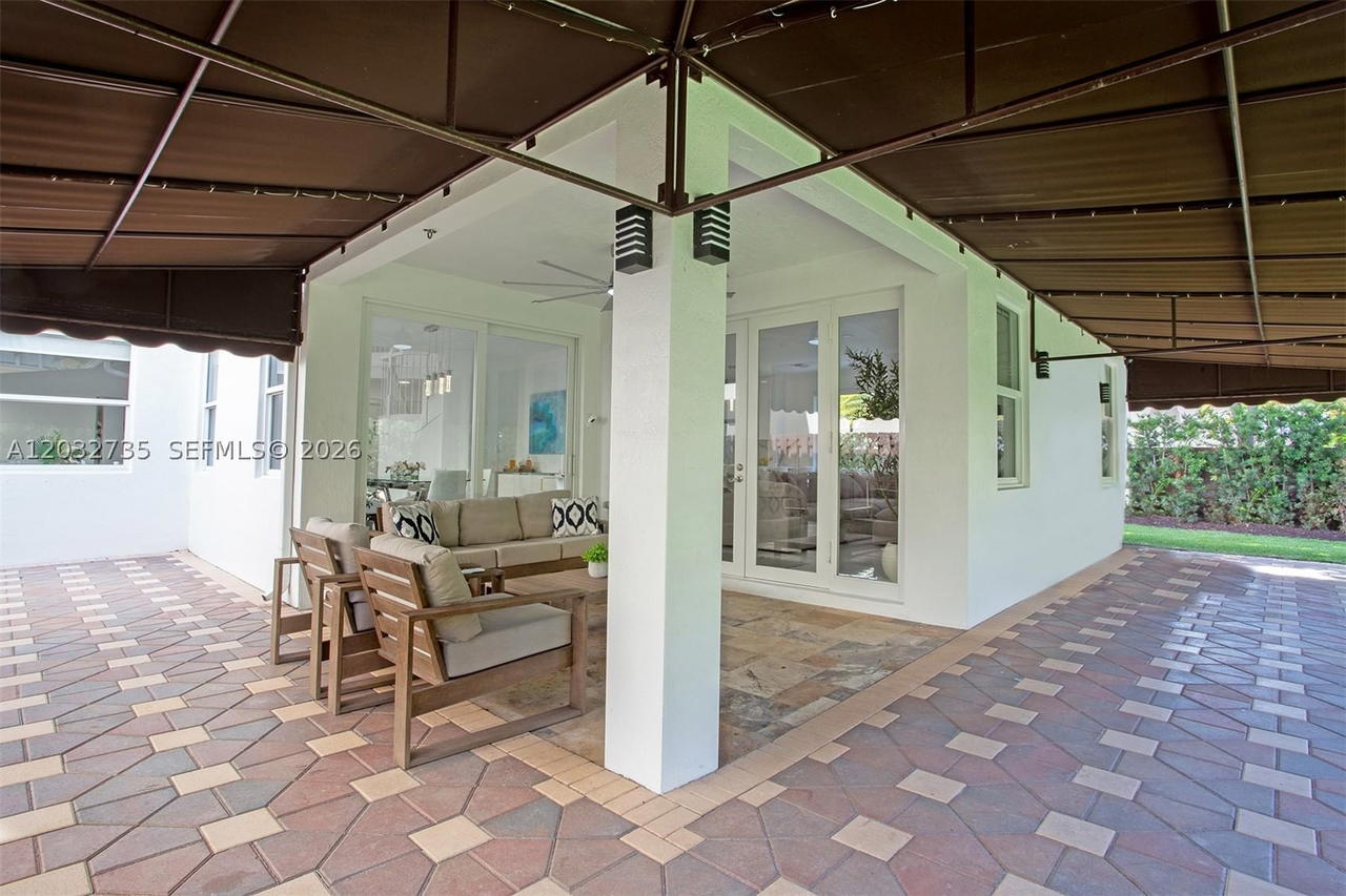 Real estate property located at 11559 84th Ter, Miami-dade, Islands At Doral Northwes, Doral, FL