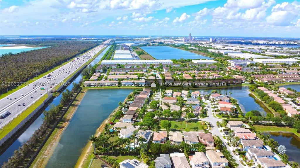 Real estate property located at 11559 84th Ter, Miami-dade, Islands At Doral Northwes, Doral, FL