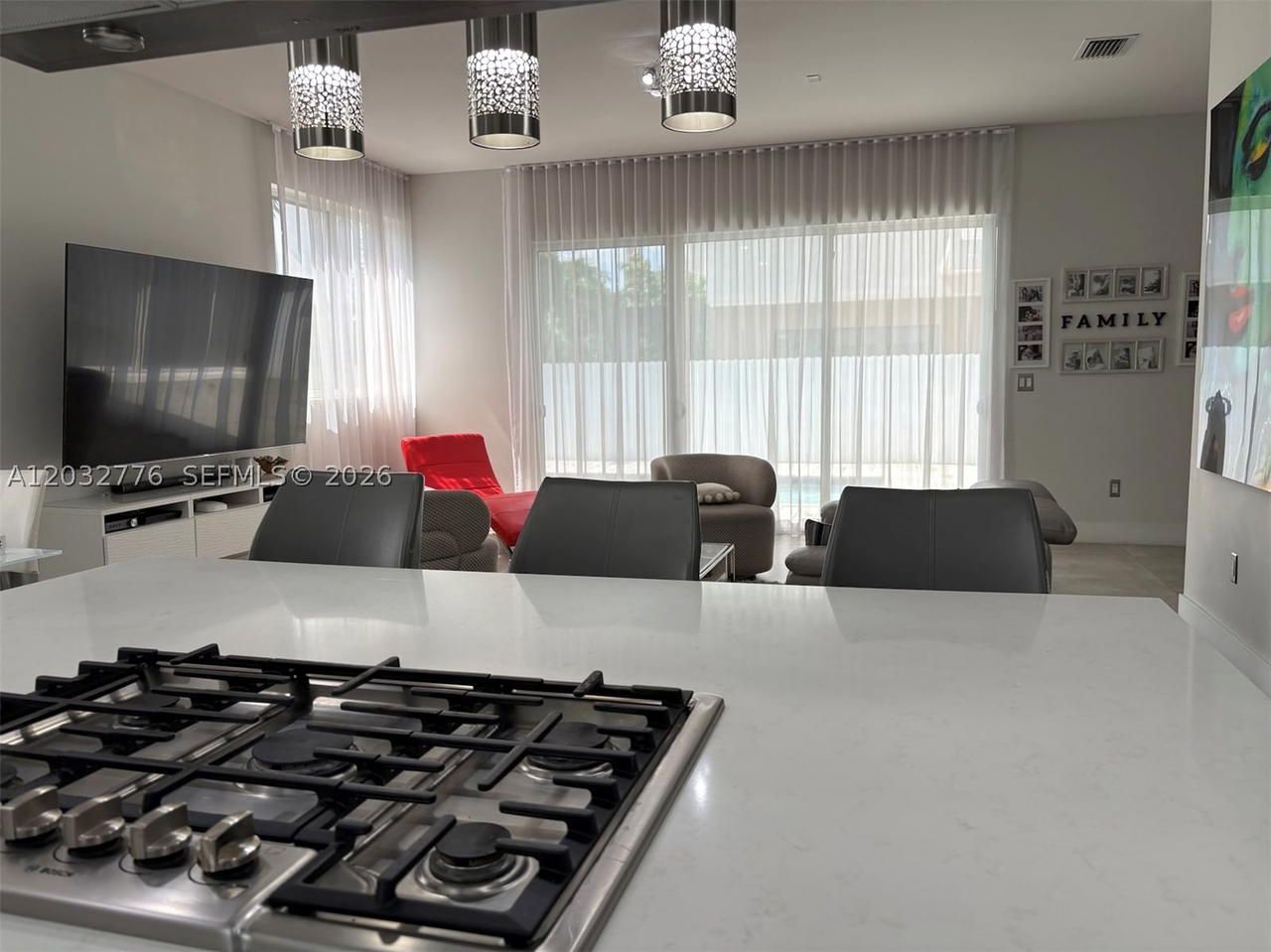 Real estate property located at 7433 99th Ave, Miami-dade, Doral Commons Residential, Doral, FL
