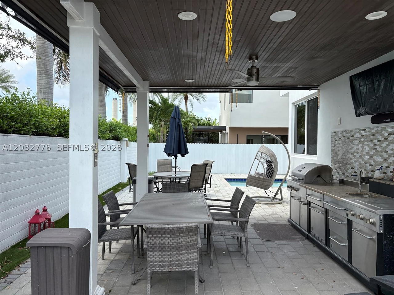 Real estate property located at 7433 99th Ave, Miami-dade, Doral Commons Residential, Doral, FL