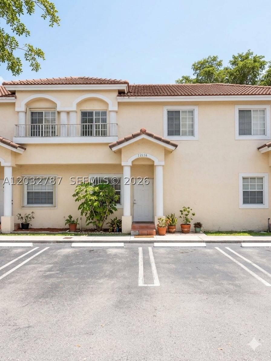 Real estate property located at 12116 143rd Ln #6-5, Miami-dade, Bonita Villas Condo, Miami, FL
