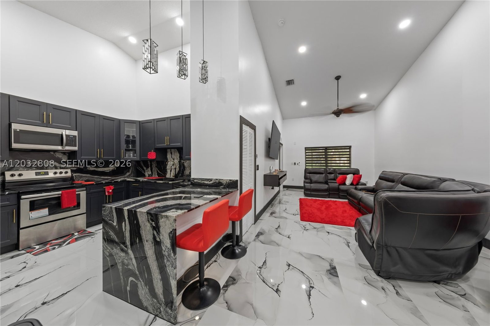 Real estate property located at 3245 11 Dr, Miami-dade, Ventura At Malibu Bay, Homestead, FL