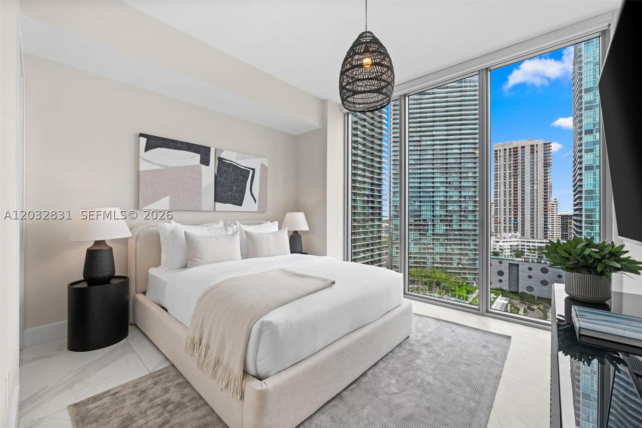 Real estate property located at 2900 7th Ave #1902, Miami-dade, Biscayne Beach Condo, Miami, FL