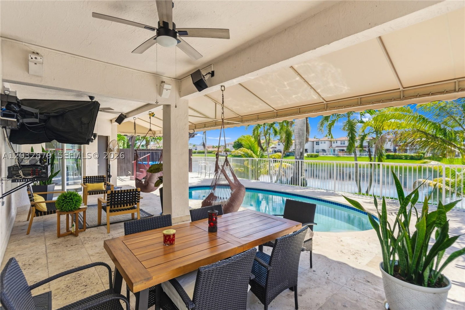 Real estate property located at 6240 163rd Pl, Miami-dade, Crestview Lakes, Miami, FL