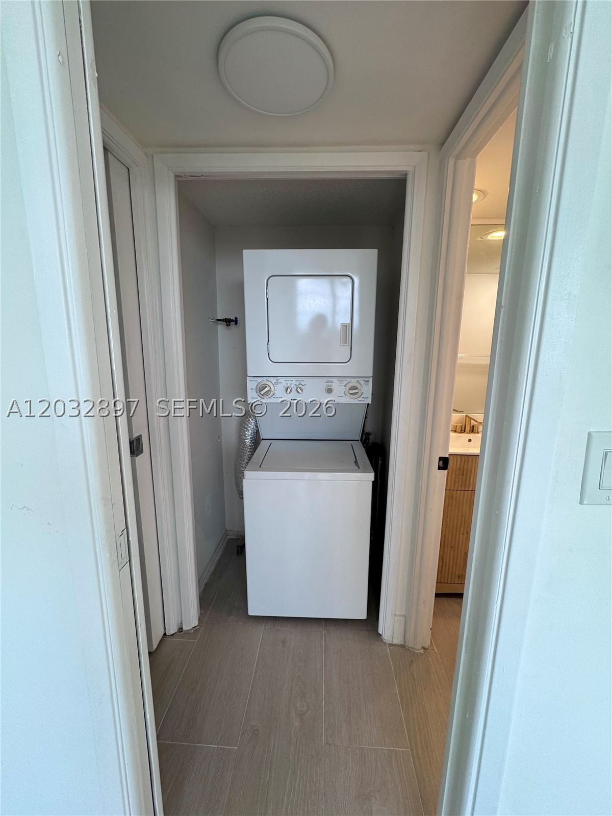 Real estate property located at 575 Oaks Ln #1008, Broward, No 61 Palm-aire Country C, Pompano Beach, FL