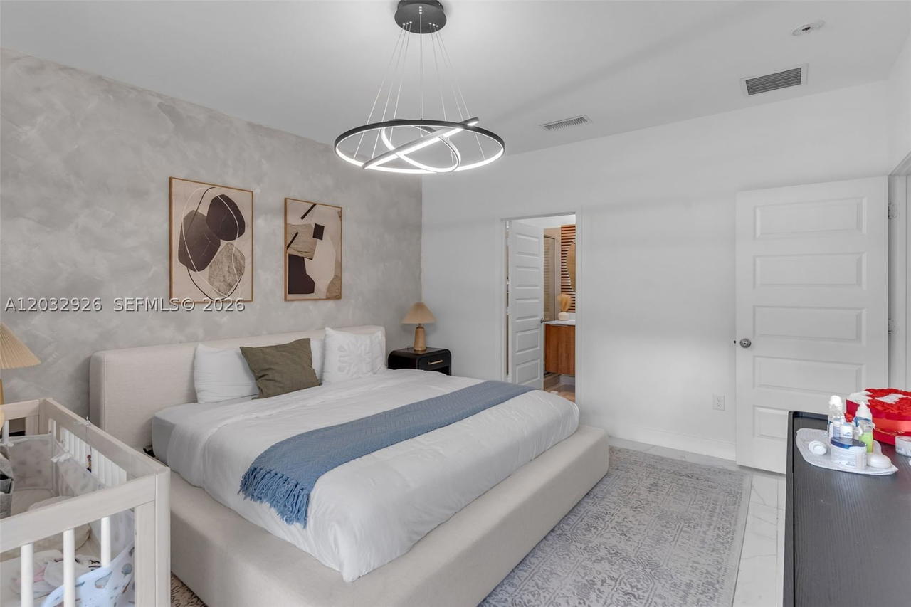 Real estate property located at 4963 83rd Path #4963, Miami-dade, Downtown Doral South Phas, Doral, FL