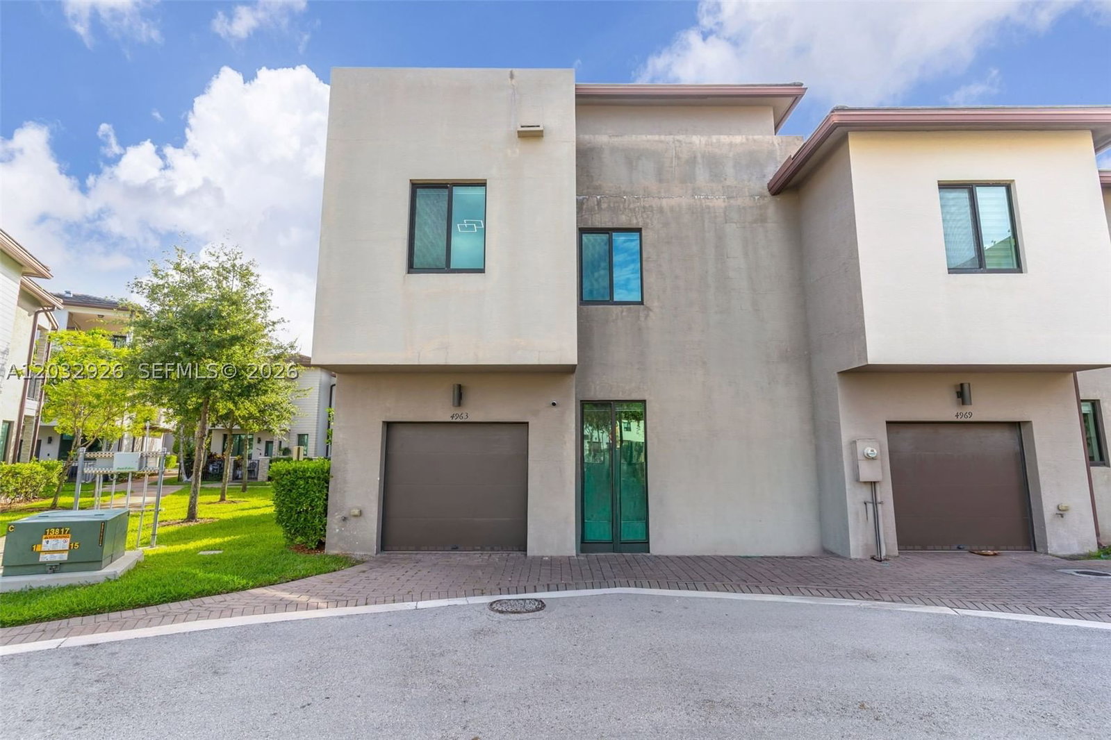 Real estate property located at 4963 83rd Path #4963, Miami-dade, Downtown Doral South Phas, Doral, FL