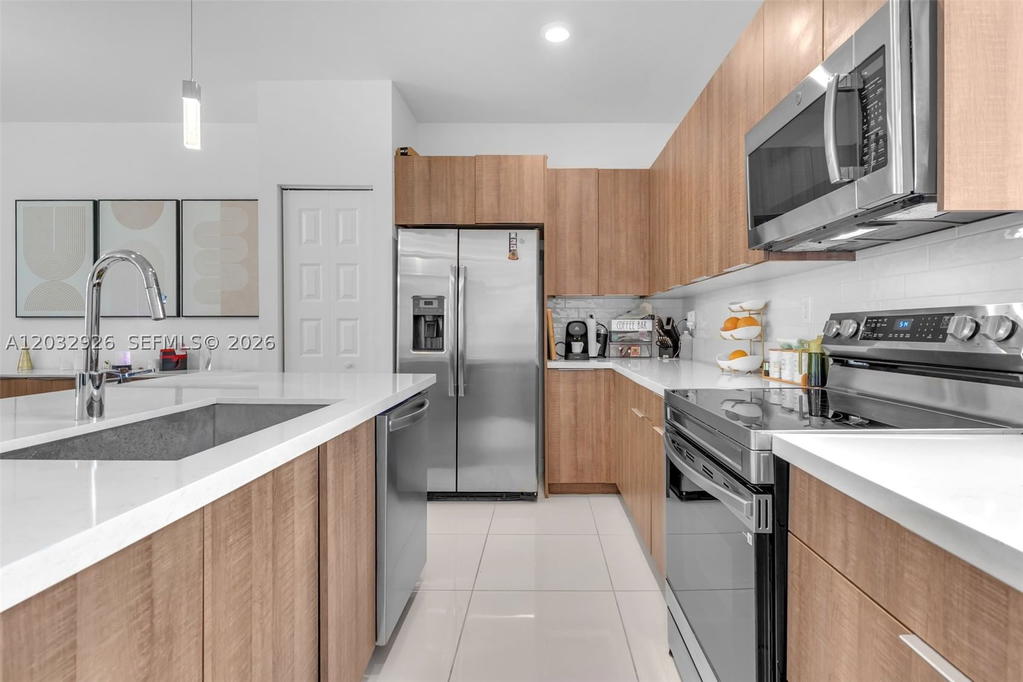 Real estate property located at 4963 83rd Path #4963, Miami-dade, Downtown Doral South Phas, Doral, FL
