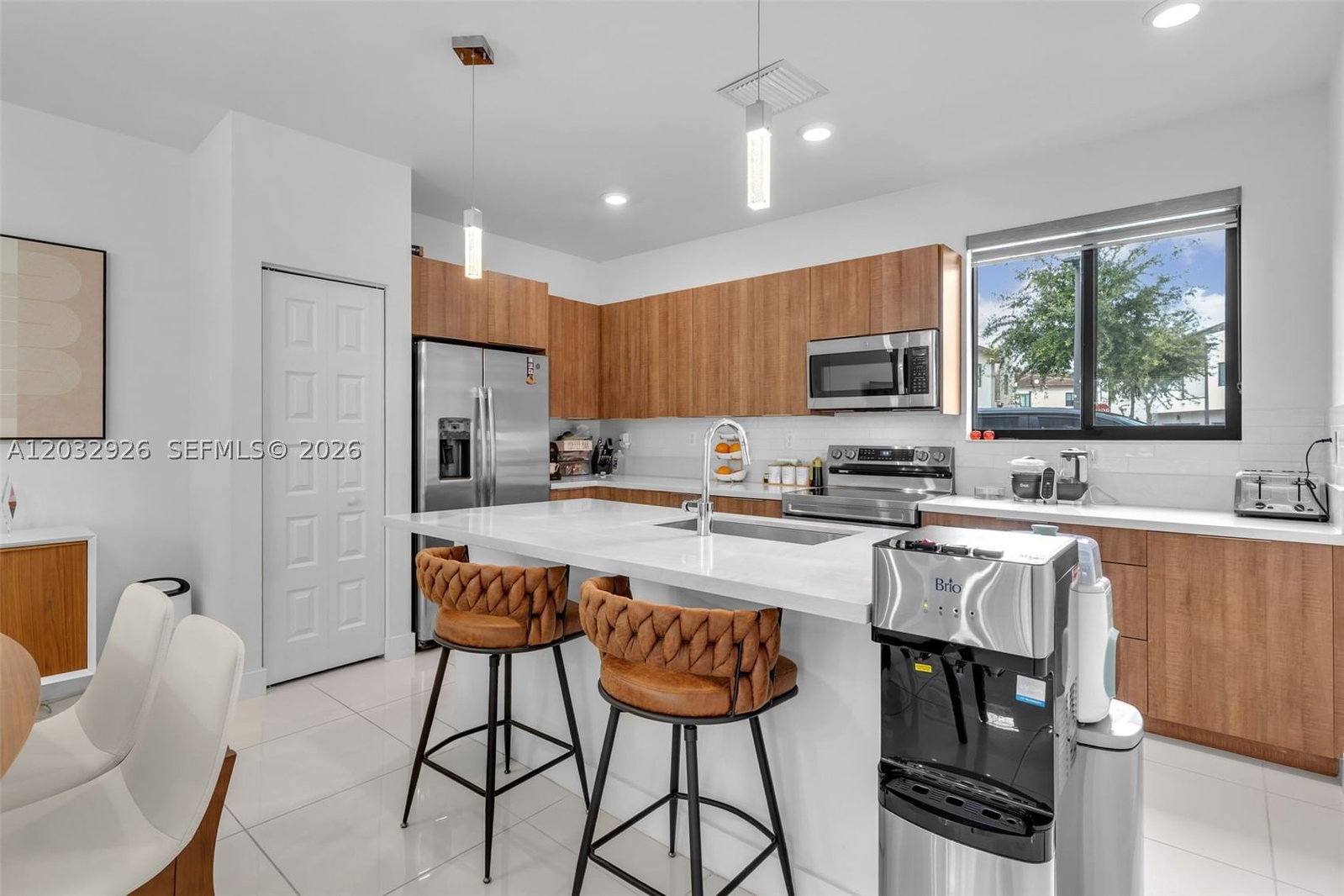 Real estate property located at 4963 83rd Path #4963, Miami-dade, Downtown Doral South Phas, Doral, FL