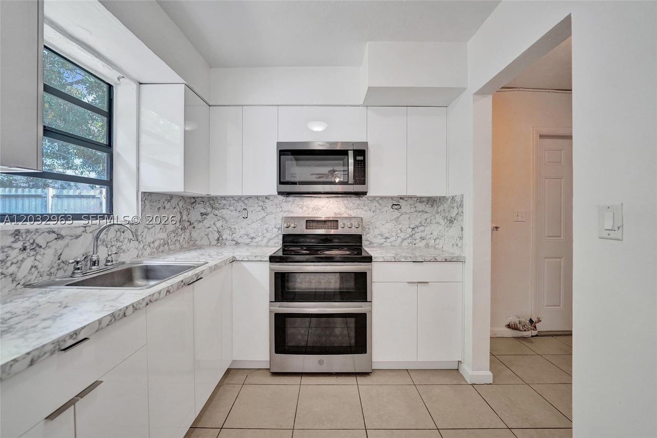 Real estate property located at 1140 74th Way, Broward, Boulevard Heights Sec, Hollywood, FL
