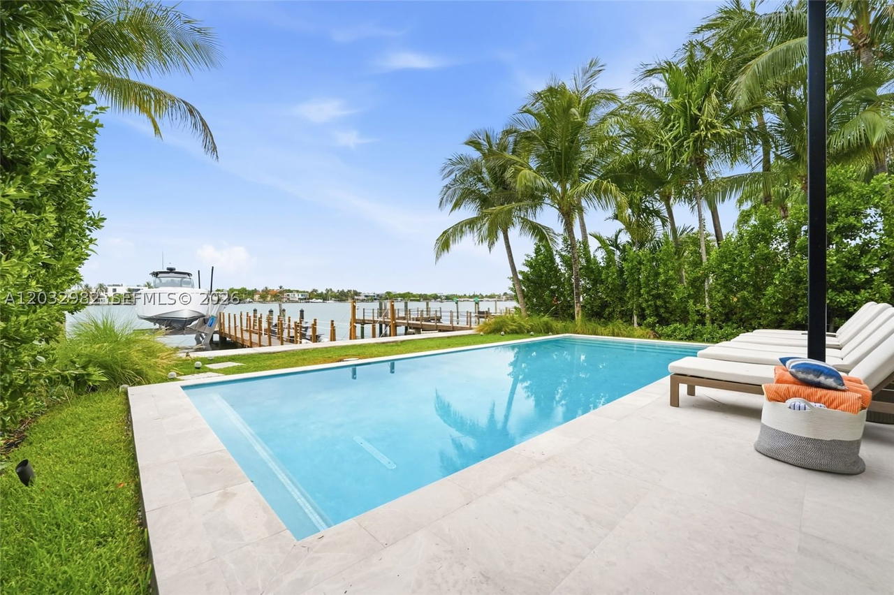 Real estate property located at 1050 Stillwater Dr, Miami-dade, Biscayne Beach-2nd Addn, Miami Beach, FL