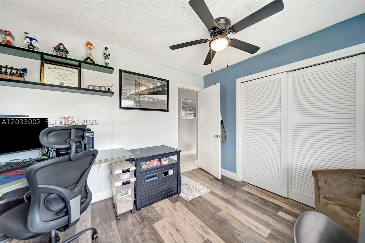 Real estate property located at 2708 51st Pl, Broward, Tamarac Lakes North, Tamarac, FL