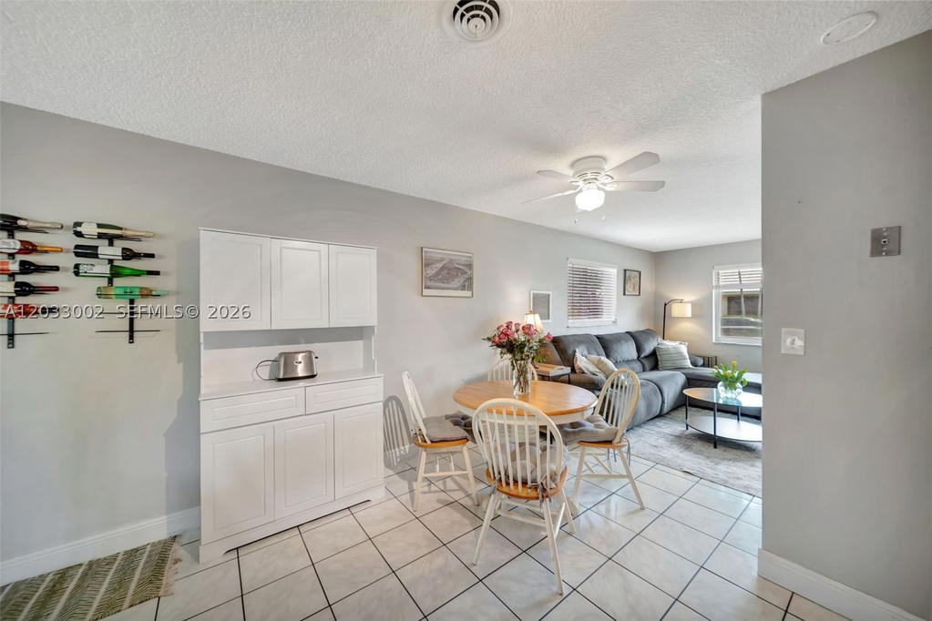 Real estate property located at 2708 51st Pl, Broward, Tamarac Lakes North, Tamarac, FL