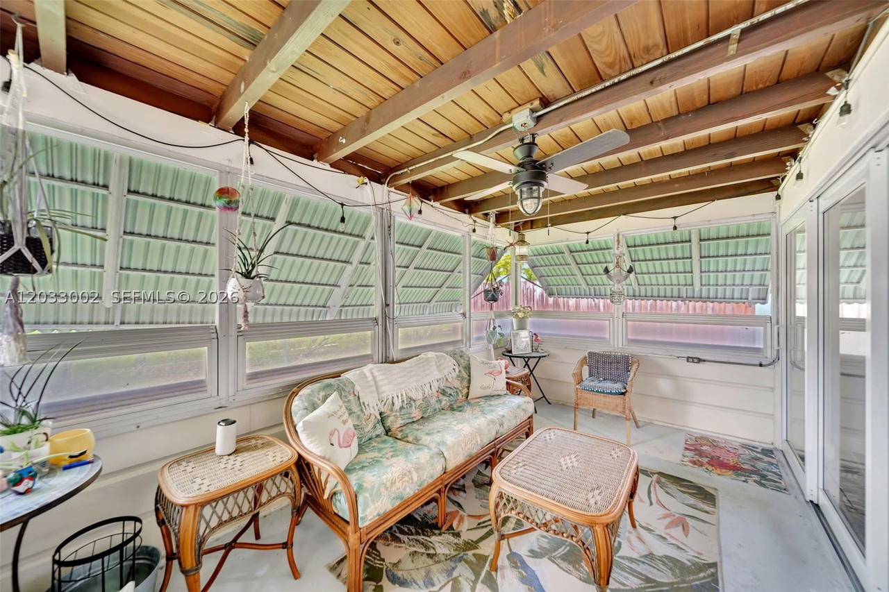 Real estate property located at 2708 51st Pl, Broward, Tamarac Lakes North, Tamarac, FL