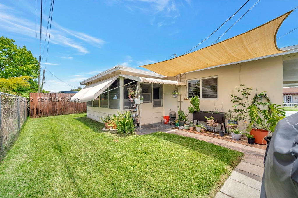 Real estate property located at 2708 51st Pl, Broward, Tamarac Lakes North, Tamarac, FL
