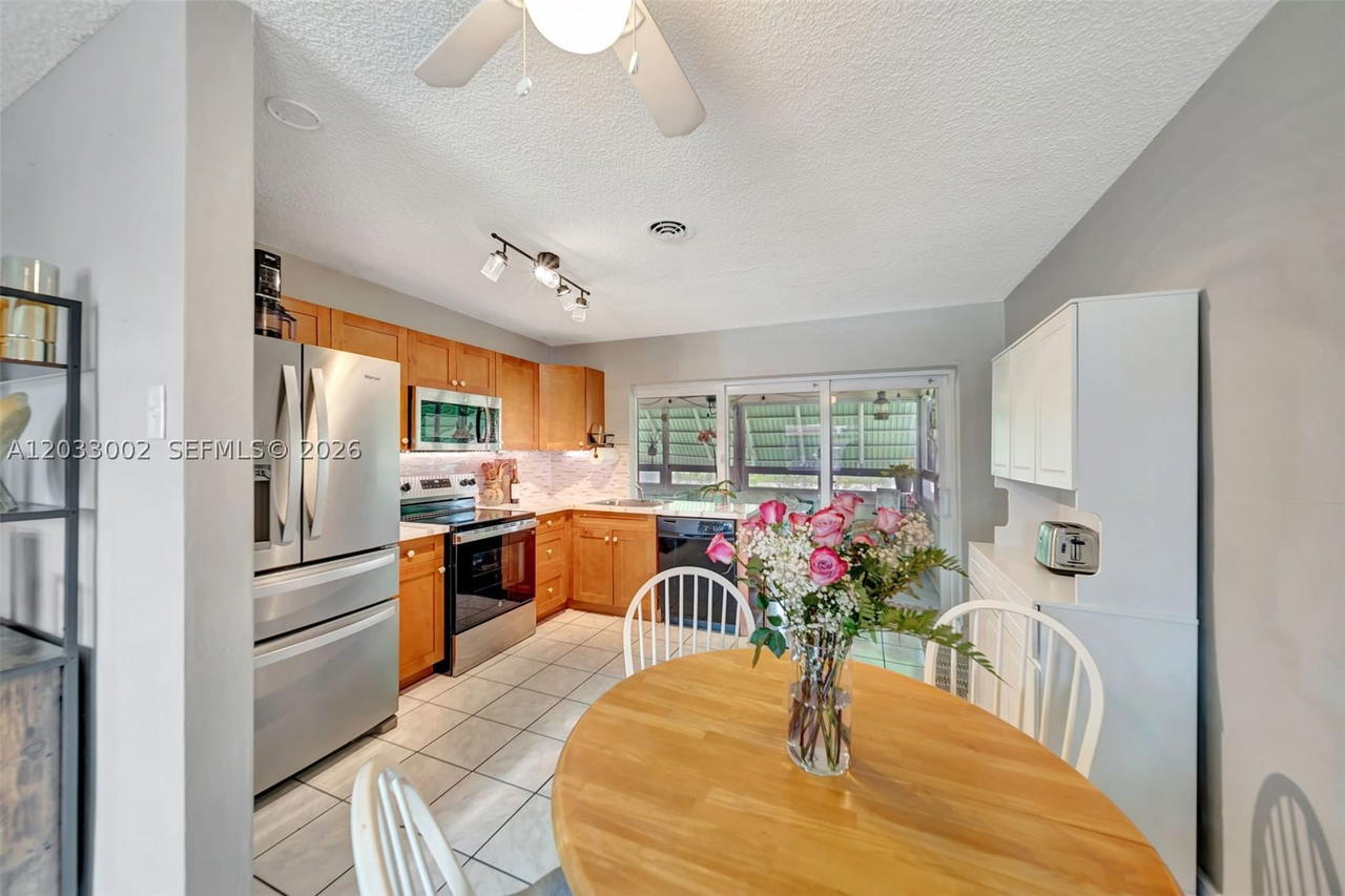 Real estate property located at 2708 51st Pl, Broward, Tamarac Lakes North, Tamarac, FL