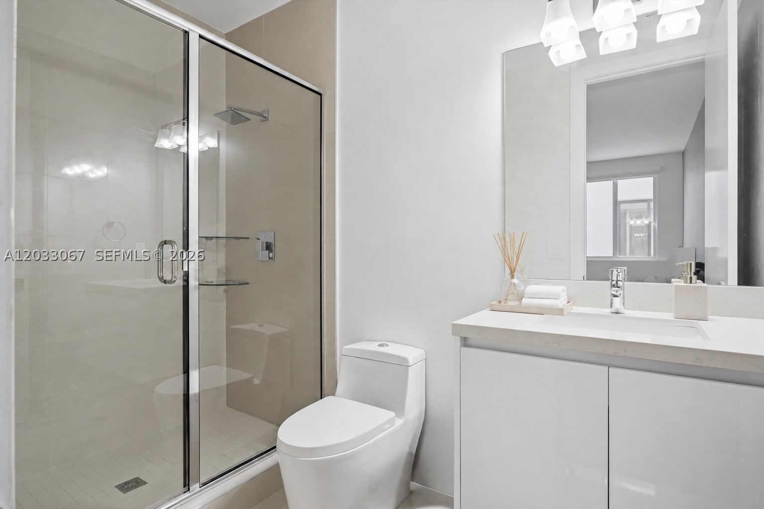 Real estate property located at 7472 100th Ave, Miami-dade, Doral Commons Residential, Doral, FL