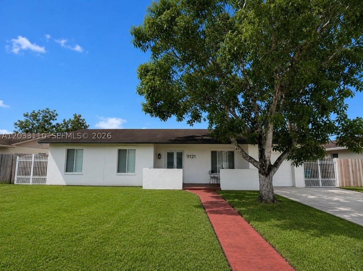 Real estate property located at 11104 155th Ter, Miami-dade, Fairway Estates Sec 7, Miami, FL