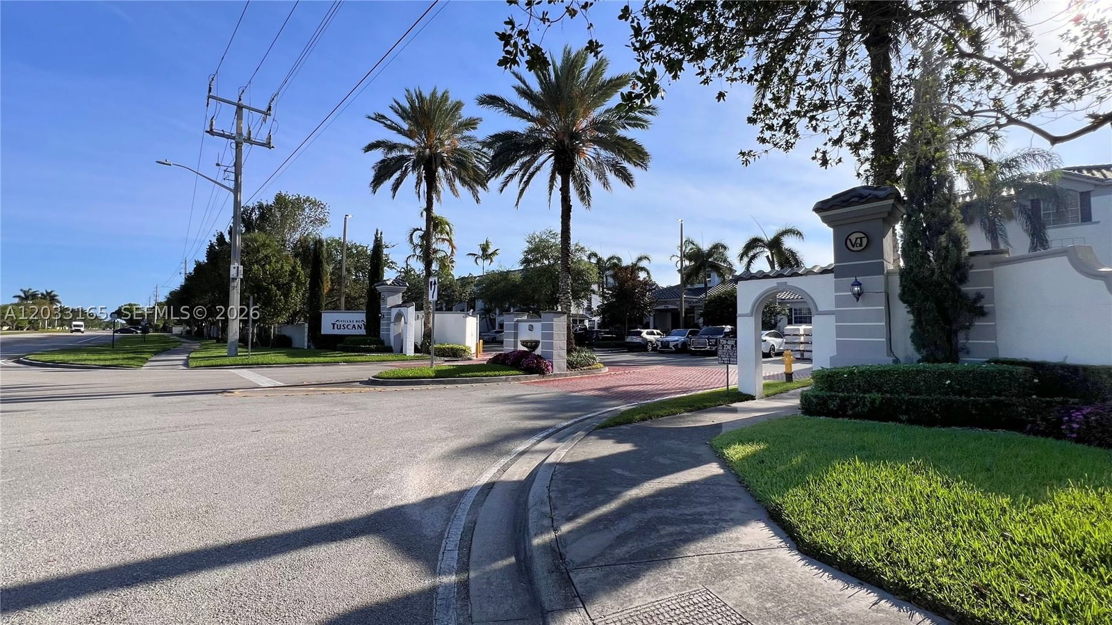 Real estate property located at 781 148 AV #1513, Broward, Villas De Tuscany Condo B, Sunrise, FL