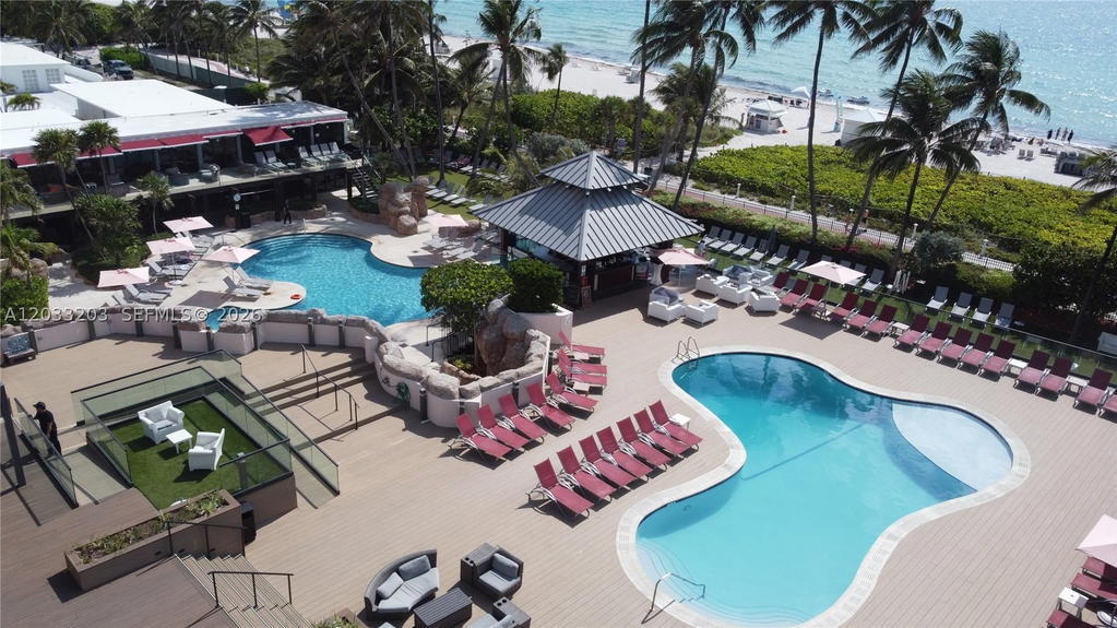 Real estate property located at 5225 Collins Ave #1204, Miami-dade, The Alexander Condo, Miami Beach, FL