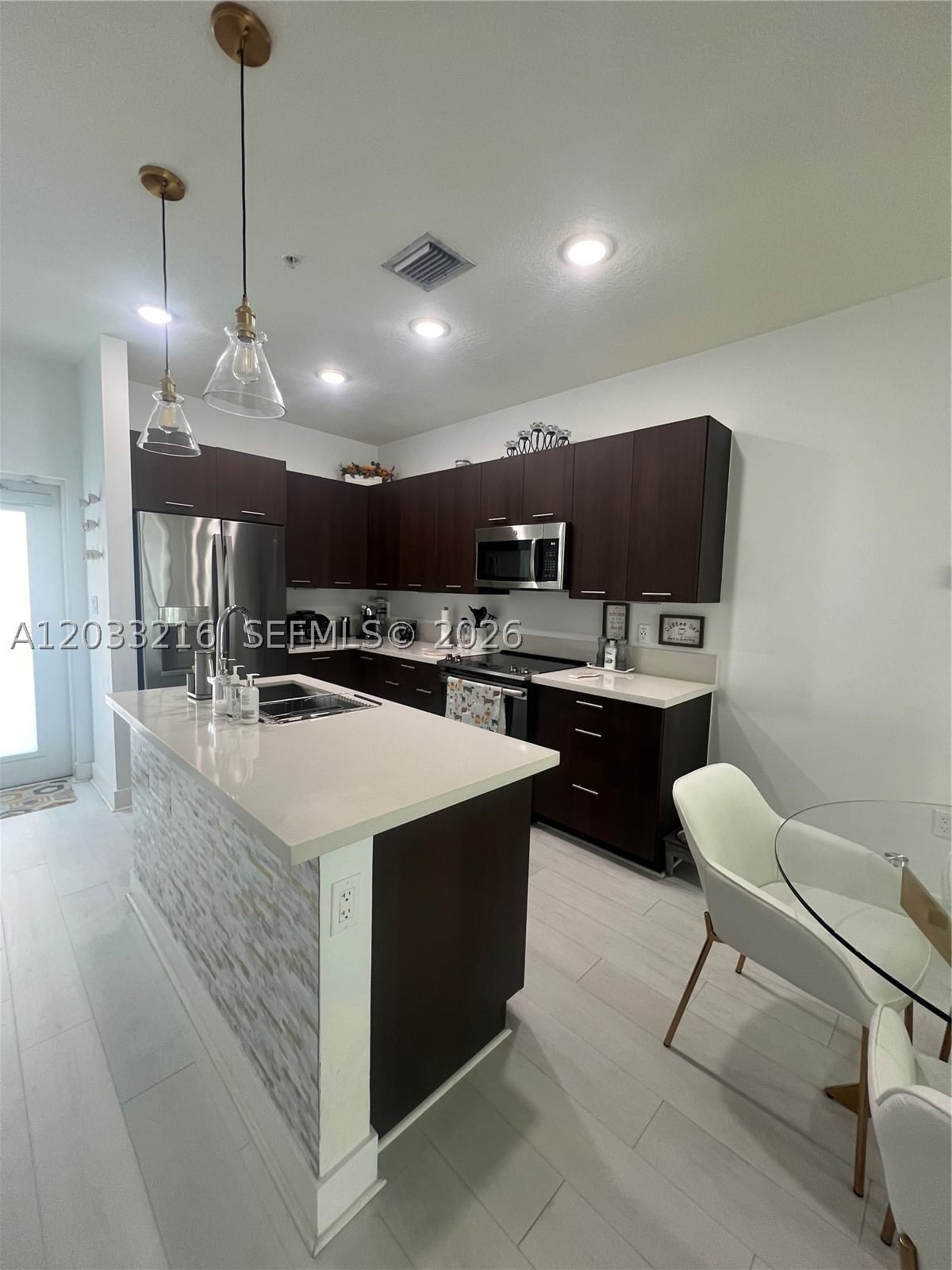 Real estate property located at 4670 84th Ave #32, Miami-dade, Urbana At The Residences, Doral, FL