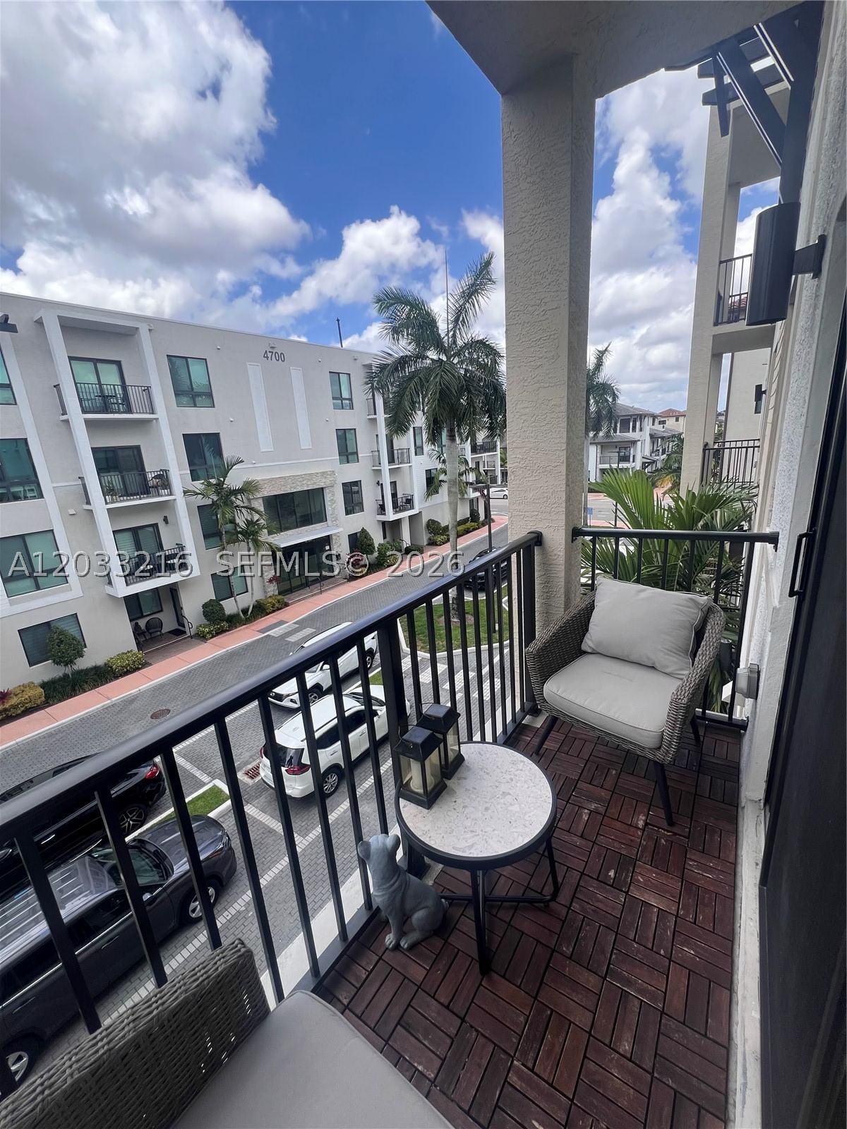 Real estate property located at 4670 84th Ave #32, Miami-dade, Urbana At The Residences, Doral, FL