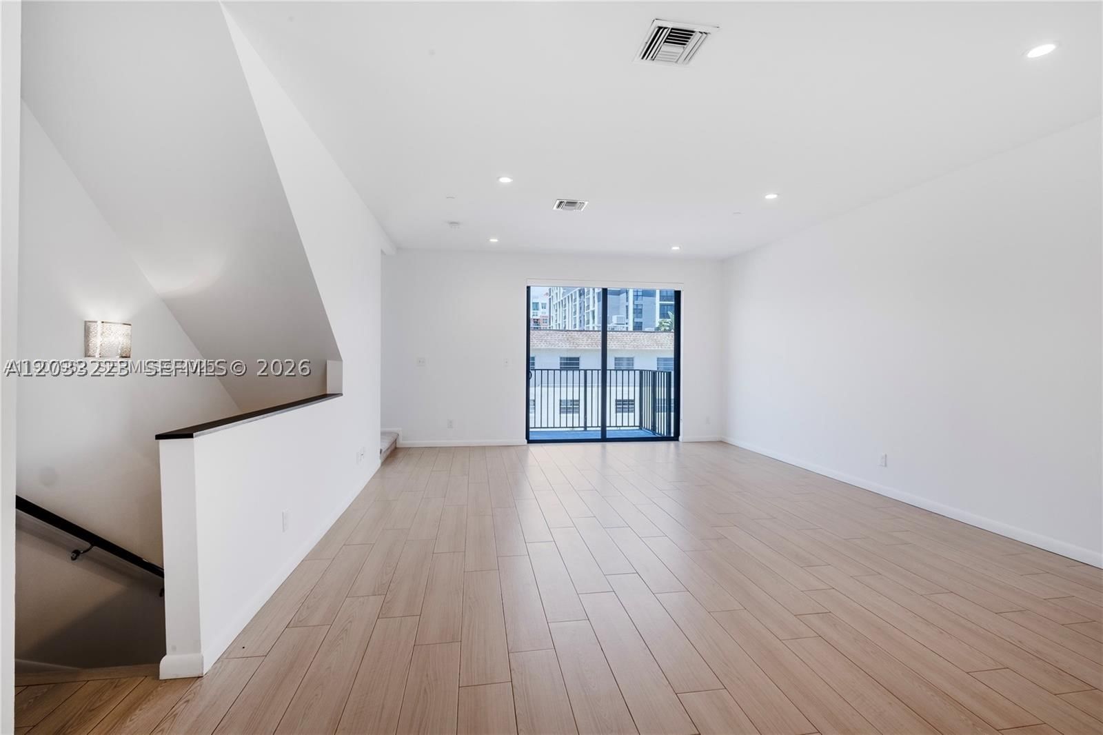 Real estate property located at 113 6 #2117, Broward, Progresso, Fort Lauderdale, FL