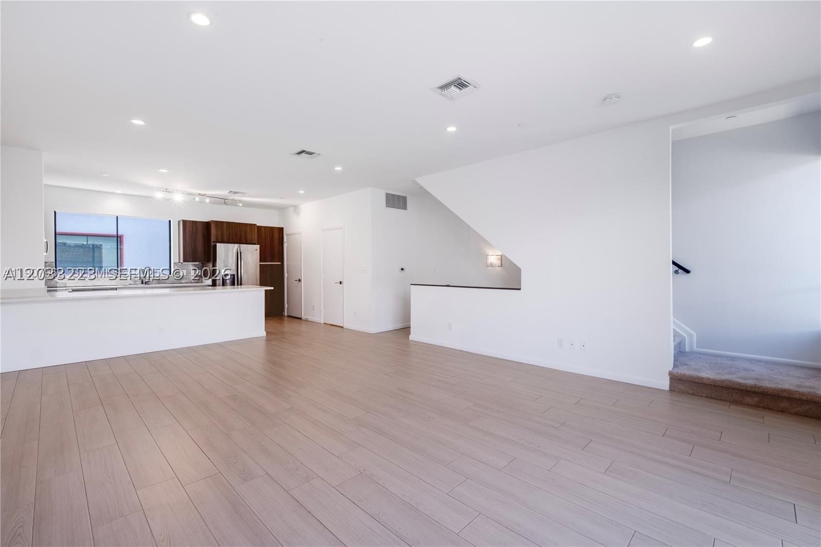 Real estate property located at 113 6 #2117, Broward, Progresso, Fort Lauderdale, FL