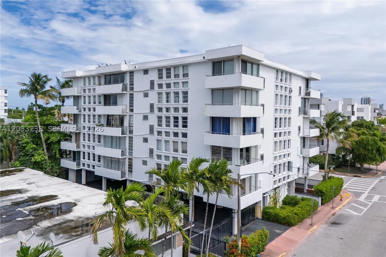Real estate property located at 8001 Byron Ave #3C, Miami-dade, Byron Towers Condo, Miami Beach, FL
