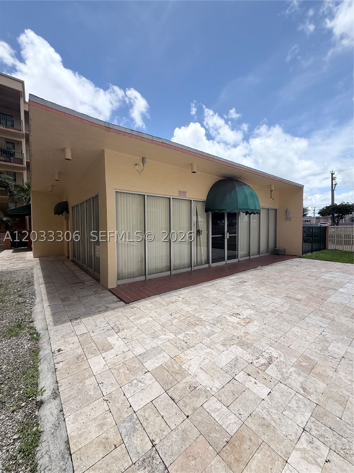 Real estate property located at 1975 44th Pl #401, Miami-dade, Towers Of Westland Condo, Hialeah, FL