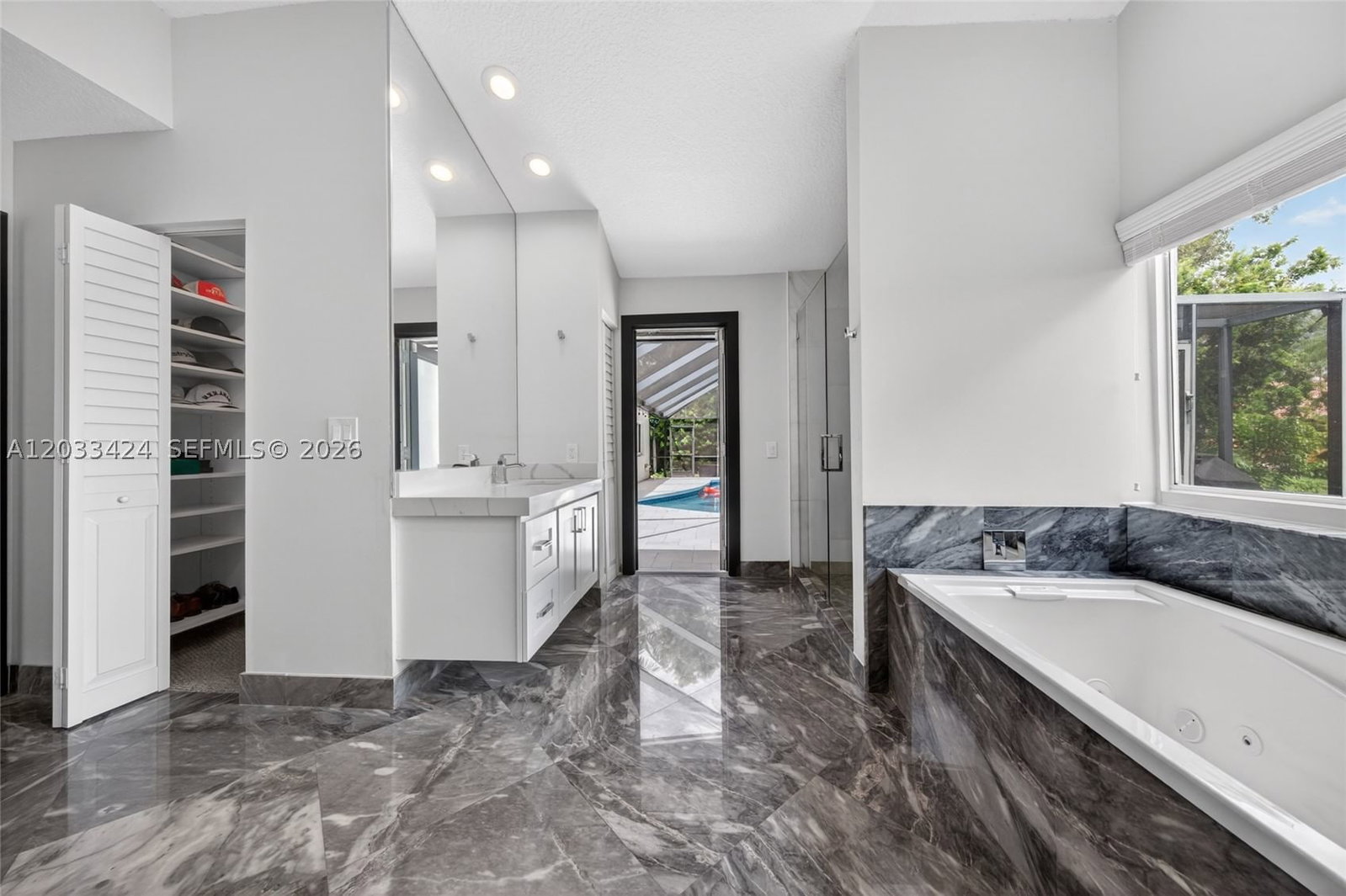 Real estate property located at 10761 5th St, Broward, Westport 1st Section, Plantation, FL