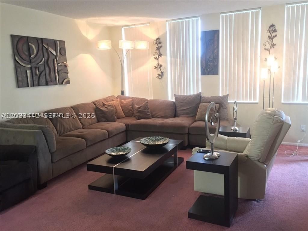 Real estate property located at 5401 Collins Ave #231, Miami-dade, The Carriage House Condo, Miami Beach, FL