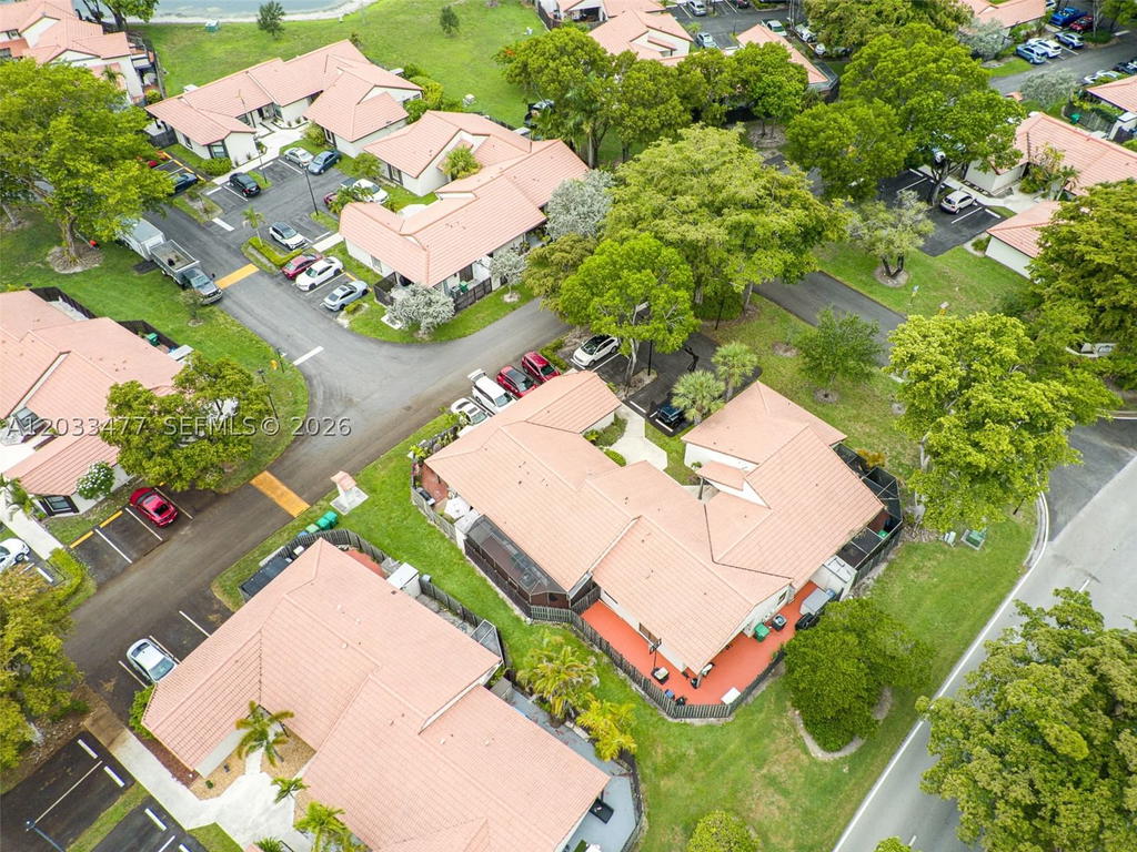 Real estate property located at 15125 48th Ter G-99, Miami-dade, Lakes Of Meadow Vilg Homes, Miami, FL