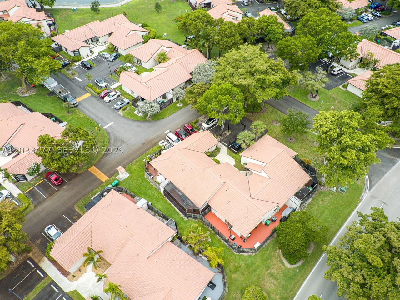Real estate property located at 15125 48th Ter G-99, Miami-dade, Lakes Of Meadow Vilg Homes, Miami, FL