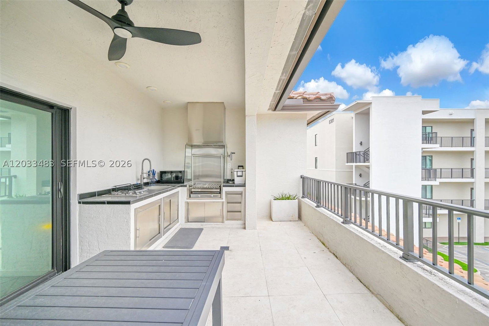 Real estate property located at 4256 83rd Ave, Miami-dade, Downtown Doral South Phas, Doral, FL