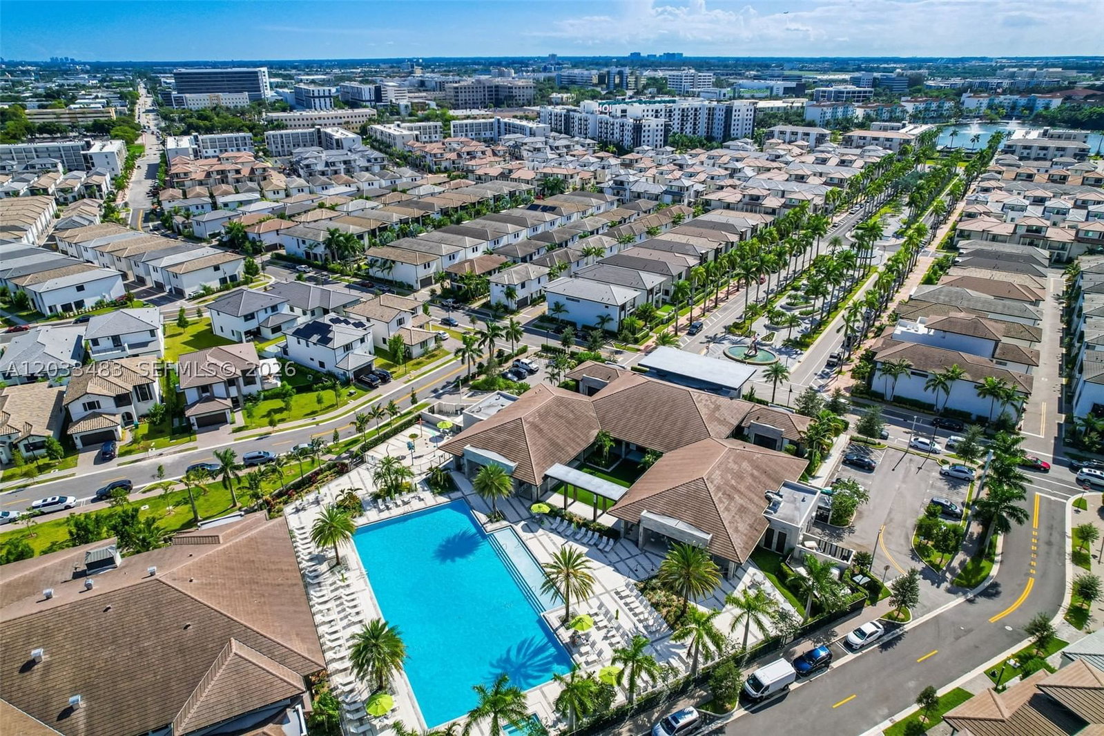 Real estate property located at 4256 83rd Ave, Miami-dade, Downtown Doral South Phas, Doral, FL