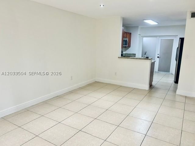 Real estate property located at 1095 135th Pl, Miami-dade, Tamiami Lakes Sec 6, Miami, FL